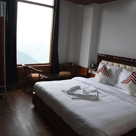 Hotel Taj View Theog Екстер'єр фото